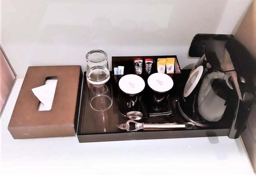 اتاق سوپریور, Amora Neoluxe Suites