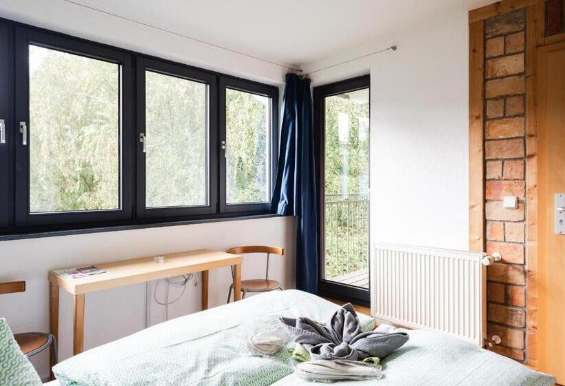 标准间, Basiskulturfabrik öko