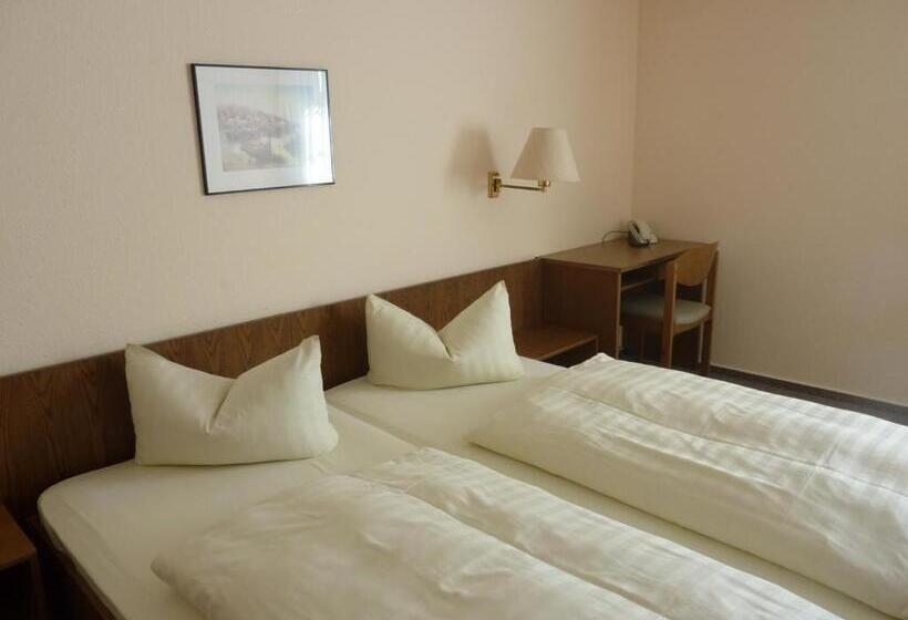 اتاق استاندارد, Grüner Jäger