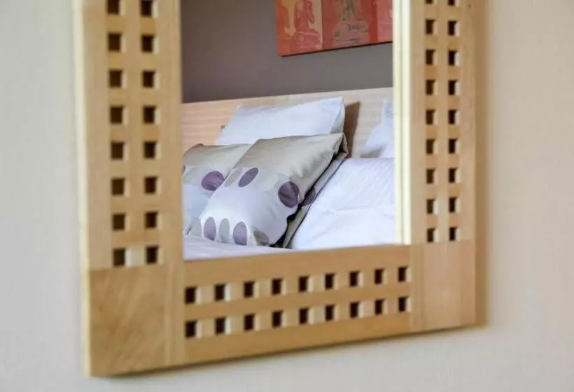 Standard-huone, Hildebrandt S