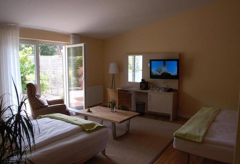 商务房间, Hildebrandt S