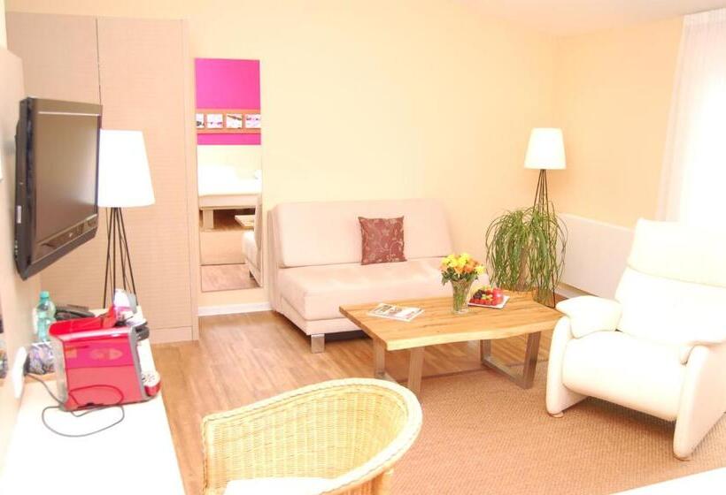 商务房间, Hildebrandt S