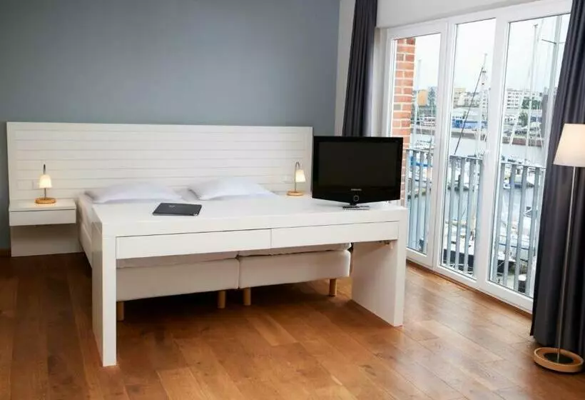 1 Bedroom Apartment, Imjaich Boardinghouse Bremerhaven