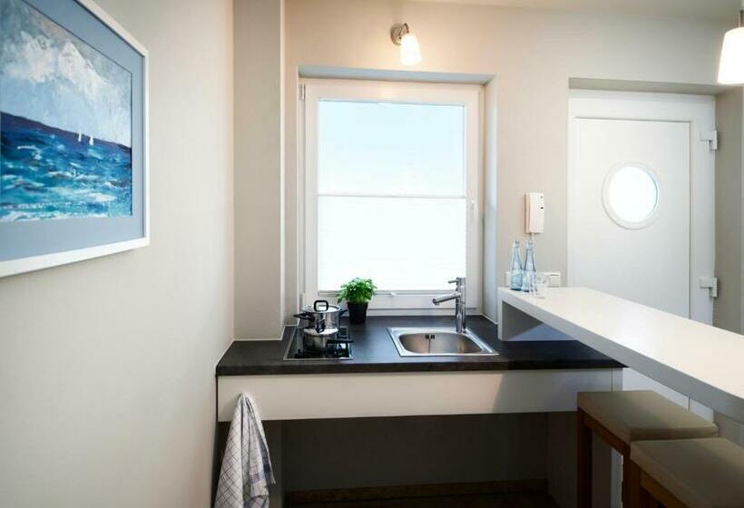 1 Bedroom Apartment, Imjaich Boardinghouse Bremerhaven