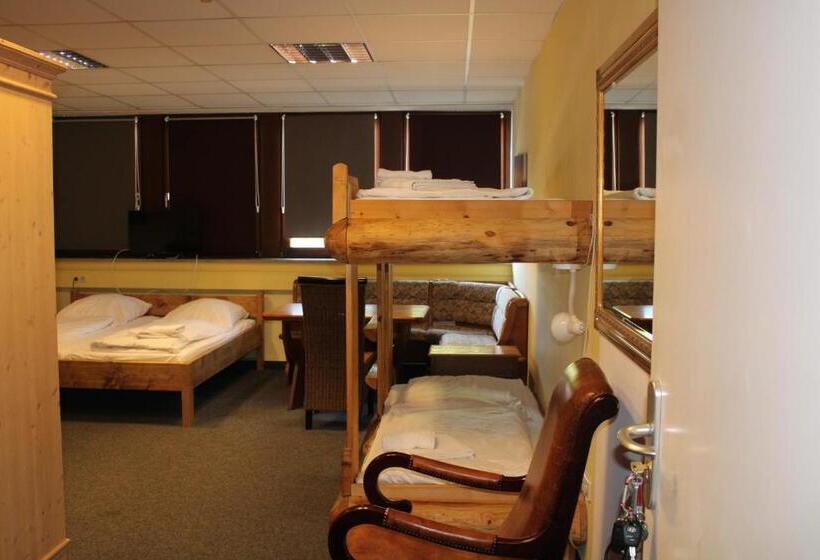 Четырехместный Номер Стандарт, Maximo