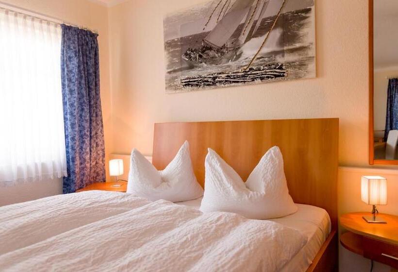 标准间, & Restaurant Am Bodden