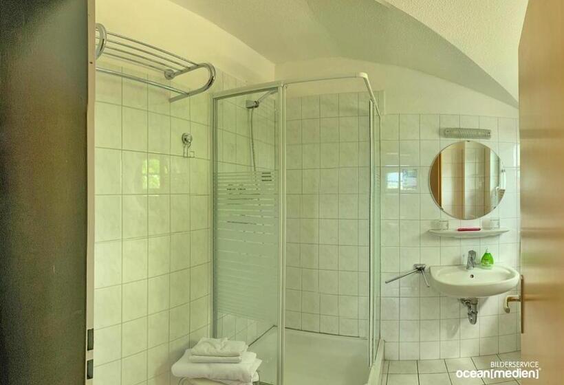 标准间, & Restaurant Am Bodden