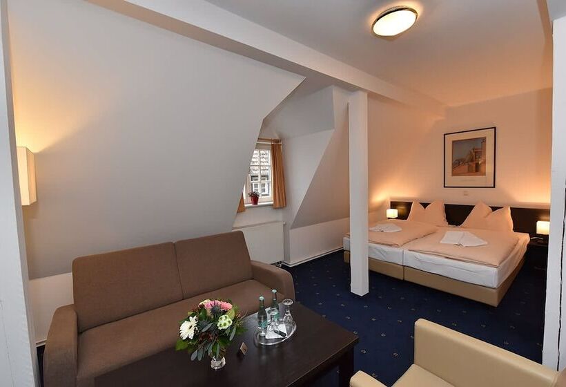 디럭스 룸, Weinhaus Wöhler