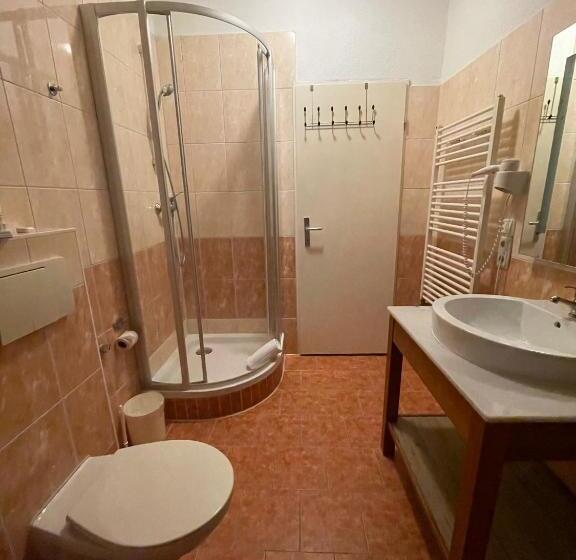 חדר סטנדרט, Zum Strand