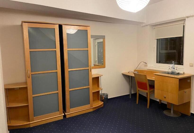 חדר סטנדרט, Zum Strand