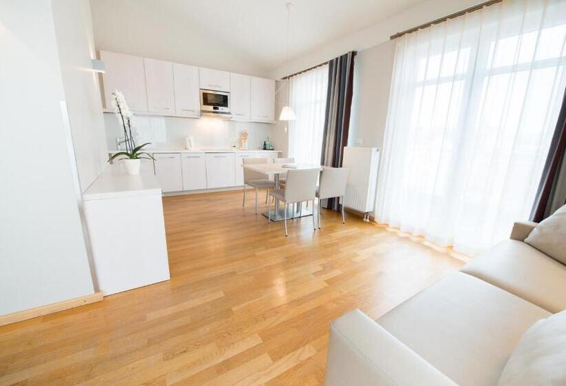 סוויטה צדדית נוף לים, Nymphe Strandhotel & Apartments