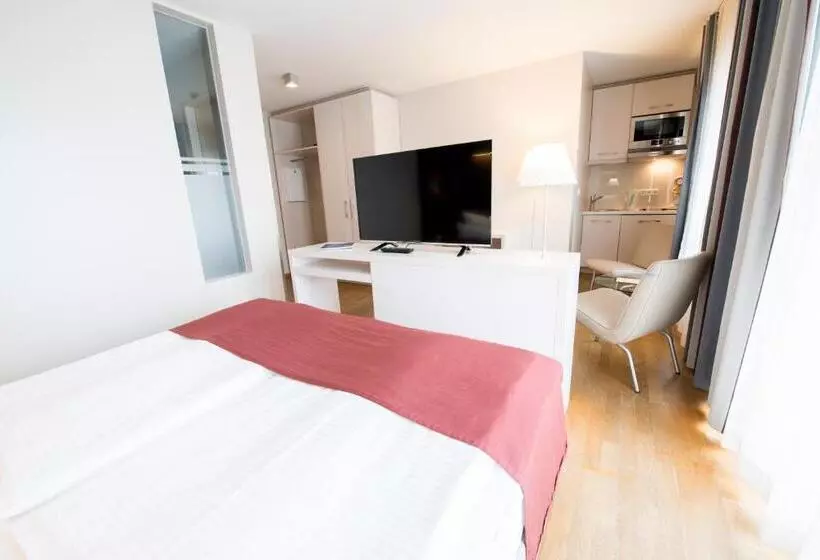 コンフォートルーム, Nymphe Strandhotel & Apartments