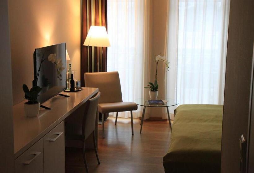 חדר סטנדרט עם מרפסת, Nymphe Strandhotel & Apartments