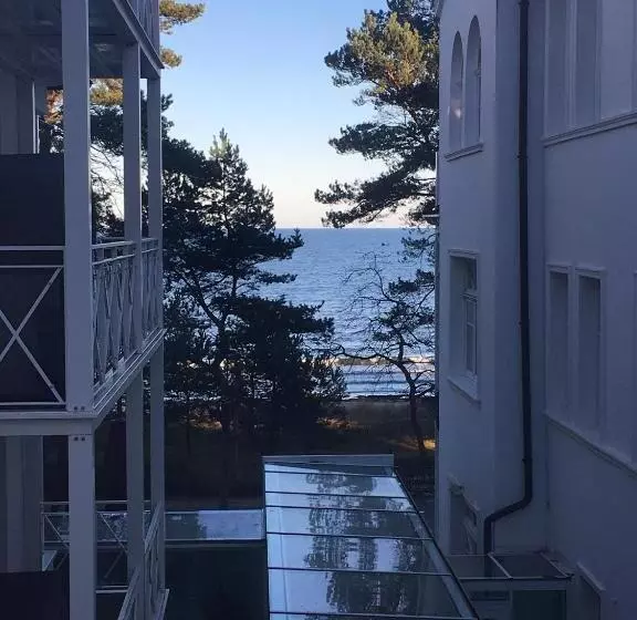 スタンダードスタジオ, Nymphe Strandhotel & Apartments