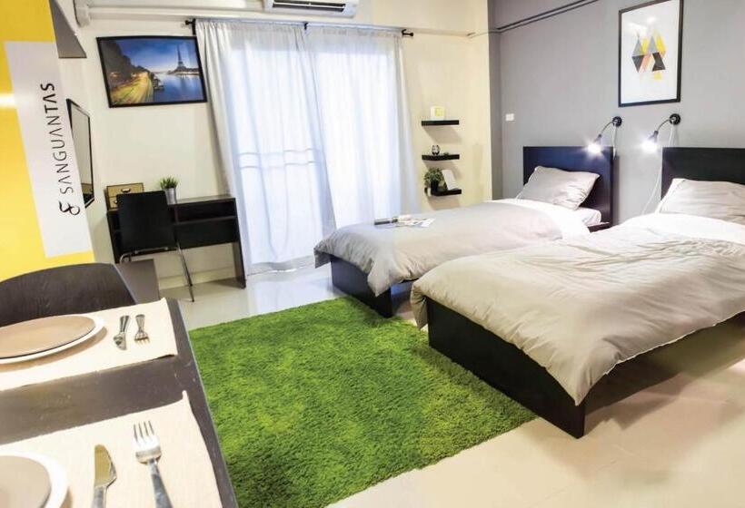 اتاق لوکس, A18