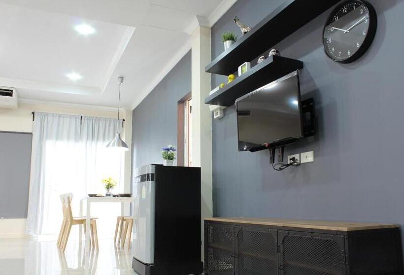 اتاق لوکس چهار تخته, A18