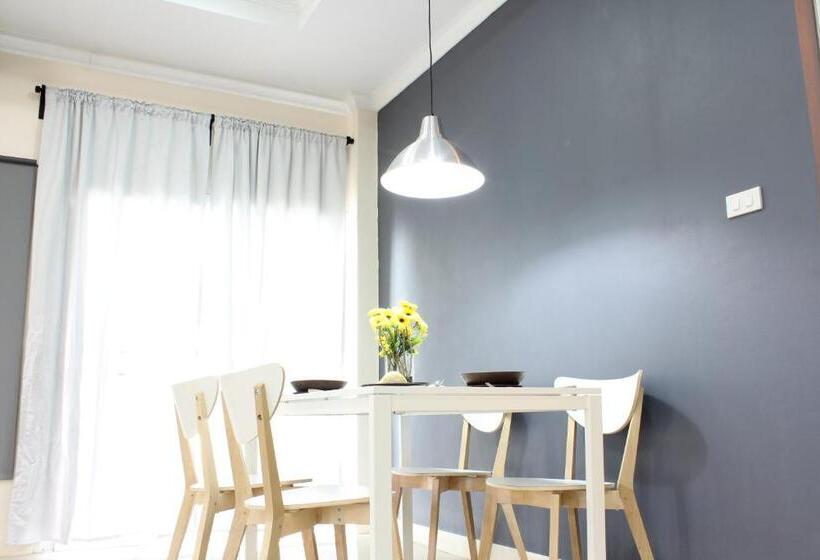 اتاق لوکس چهار تخته, A18