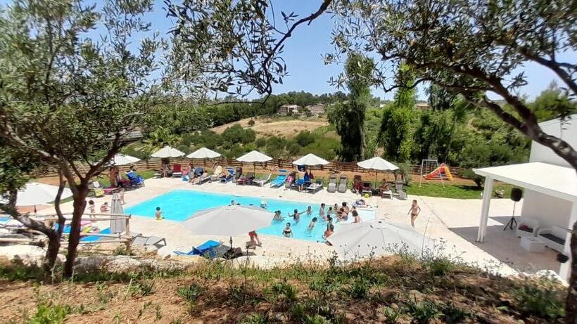 Четырехместный Номер Стандарт, Ci Vulia B&b Sicilia Sea, Pool, Bbq, Tv, Wi Fi