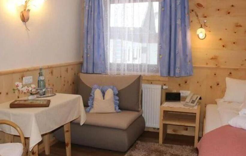 スタンダードシングルルーム, Restaurant Edelweiß Garni