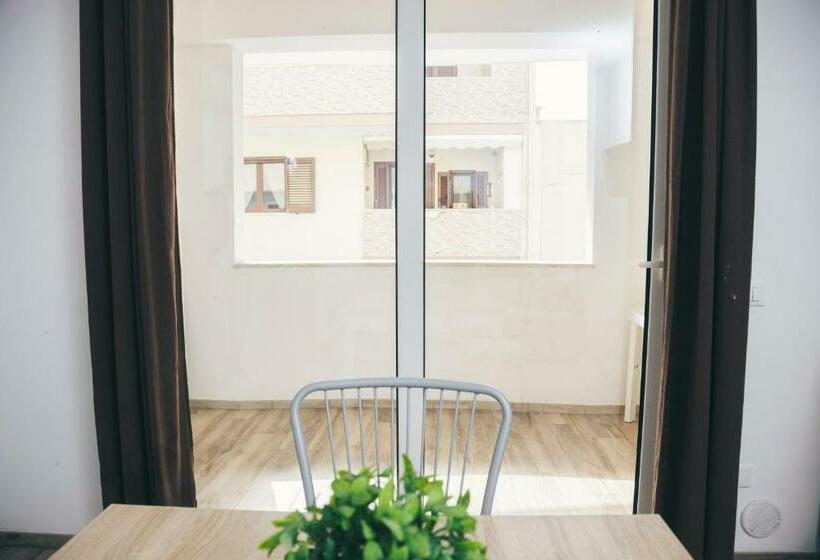 Apartamento 1 Dormitório com Sacada, Ap Apartment   Flats&rooms Gallipoli