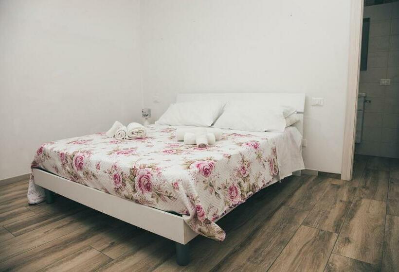 Apartamento 1 Dormitório com Sacada, Ap Apartment   Flats&rooms Gallipoli