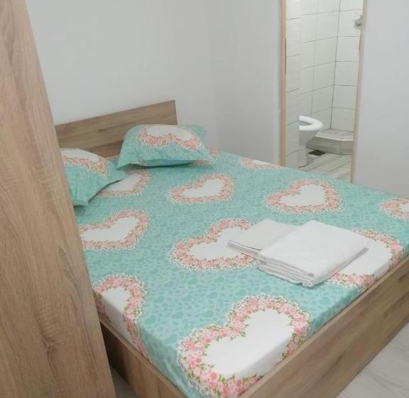 スタンダードルーム, Emyra S Holiday Rooms