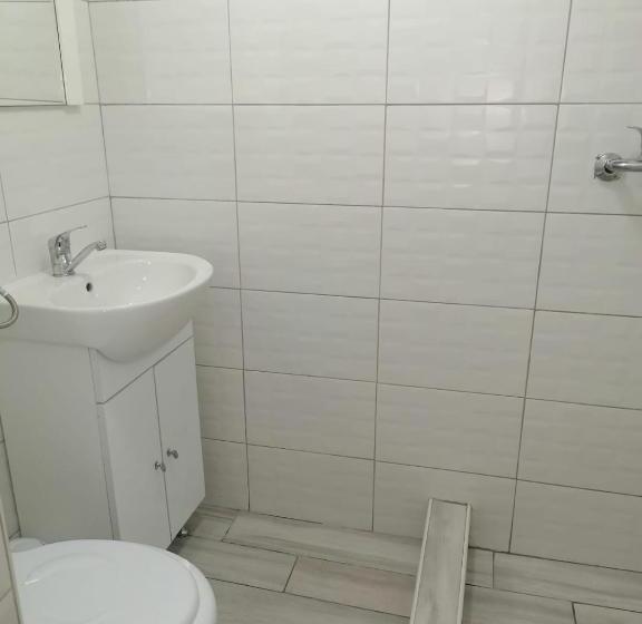 スタンダードトリプルルーム, Emyra S Holiday Rooms