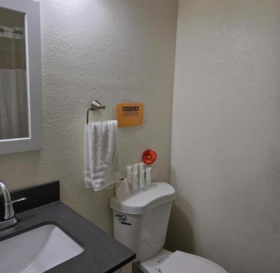 Номер Deluxe, Stardust Motel