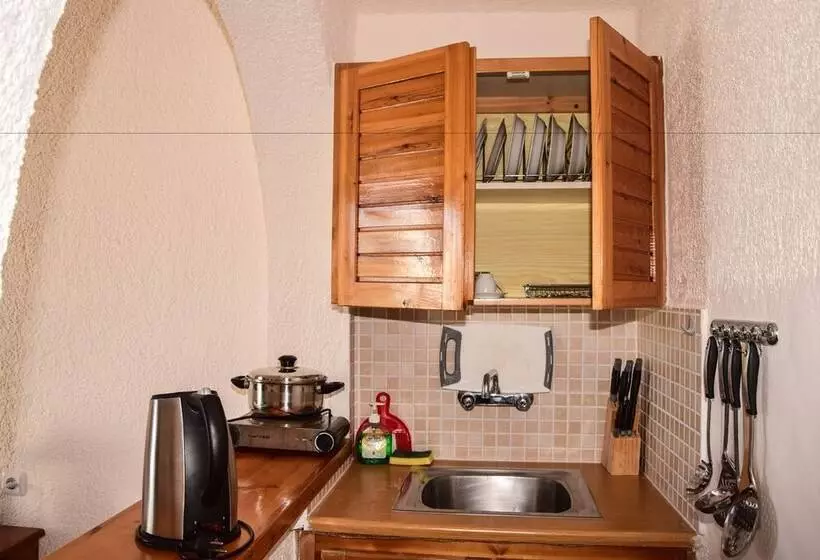 Studio Standard, Athina Villas