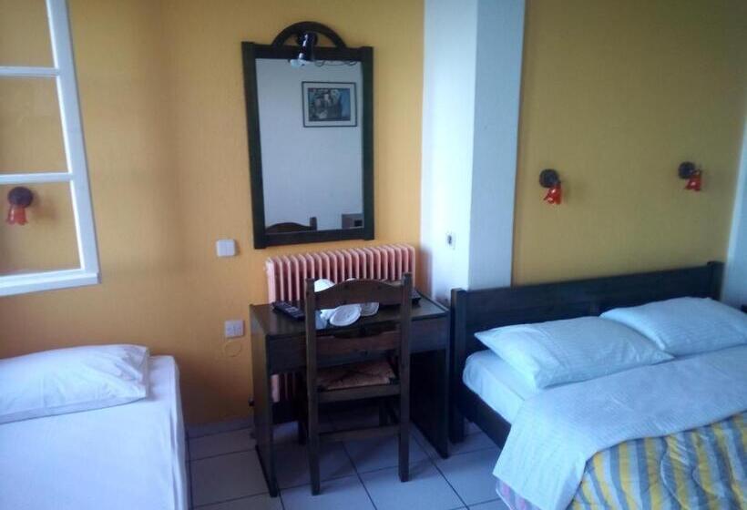 חדר אקונומי לשלושה, Anesis