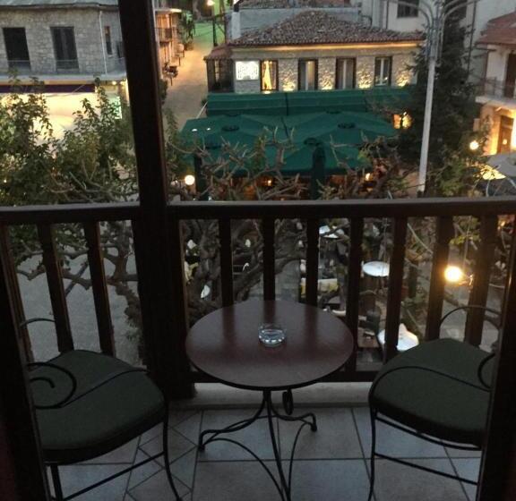 دوبلکس یک ‌خوابه, Celena Maisonettes