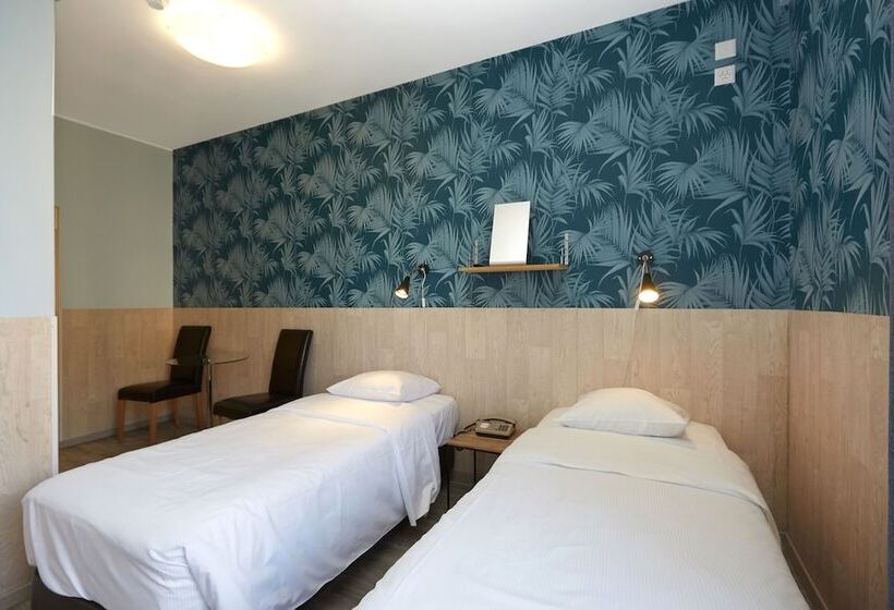 اتاق استاندارد, Central