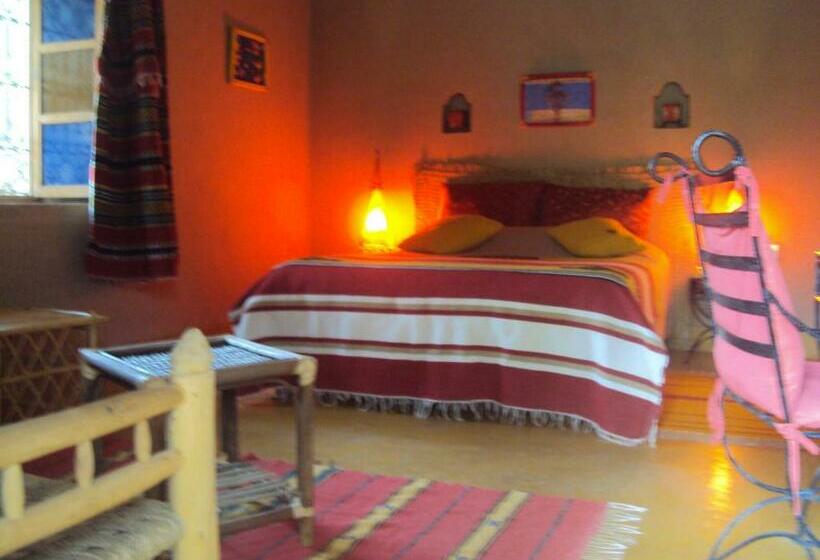 اتاق استاندارد, Dar Lorkam