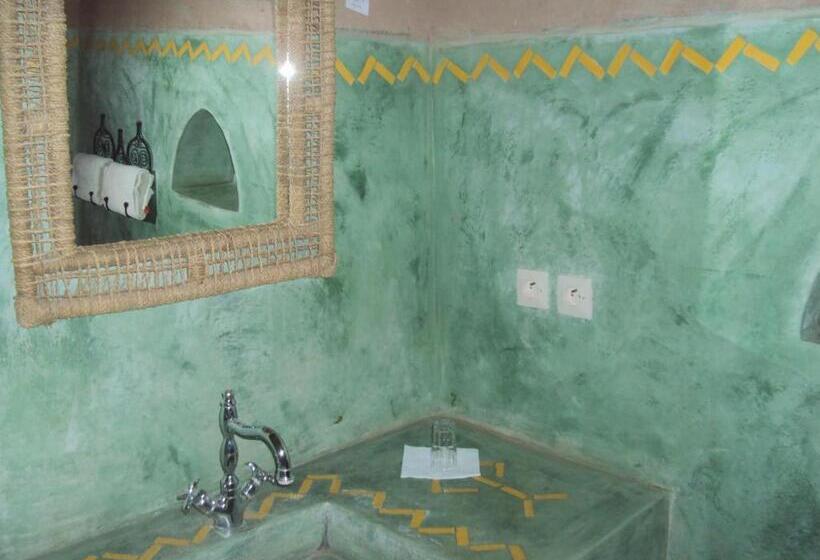 اتاق استاندارد, Dar Lorkam