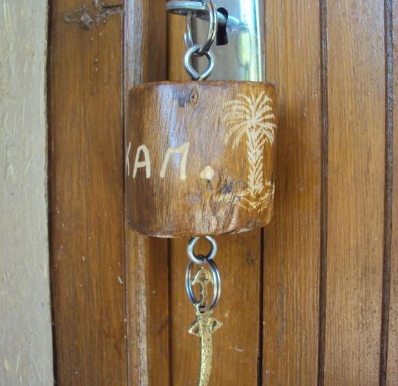 اتاق استاندارد, Dar Lorkam