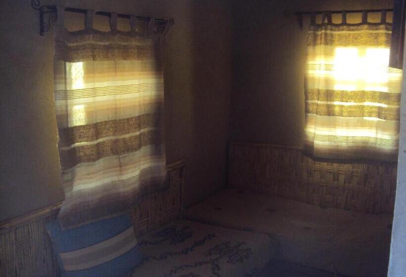 سوییت خانوادگی, Dar Lorkam