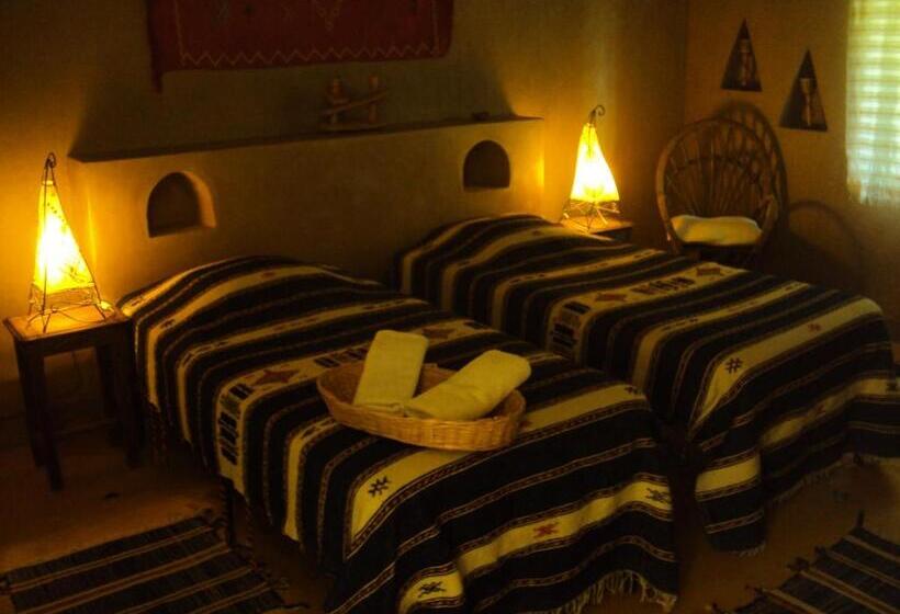 اتاق استاندارد, Dar Lorkam