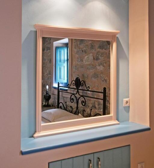 חדר אקונומי, Ktima Karageorgou