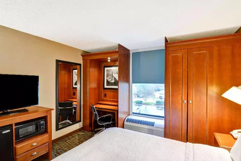 キングサイズベッドのデラックスルーム, La Quinta By Wyndham Alvin