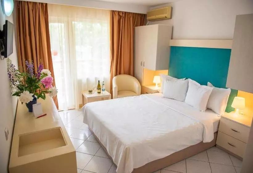 スタンダードルーム, Majestic Mamaia Half Board & All Inclusive