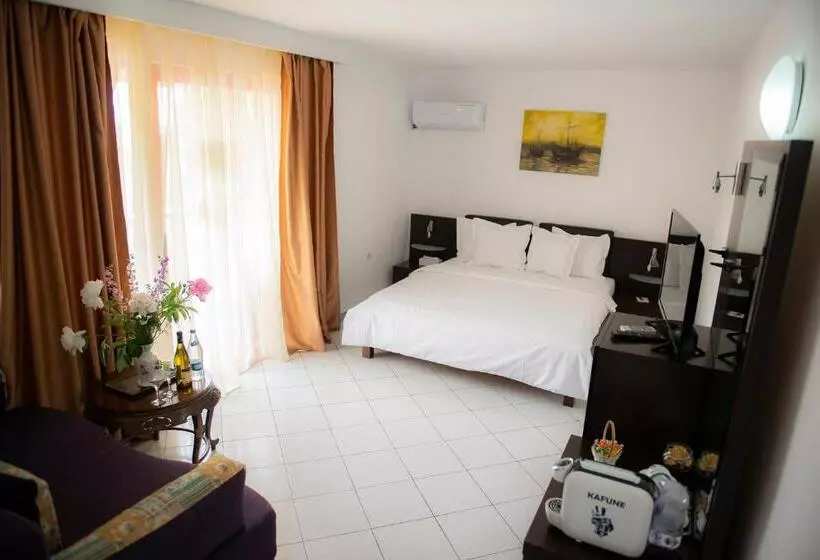 ファミリールーム, Majestic Mamaia Half Board & All Inclusive