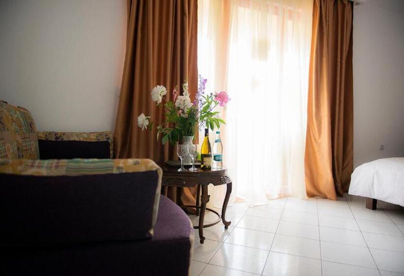 패밀리 룸, Majestic Mamaia Half Board & All Inclusive