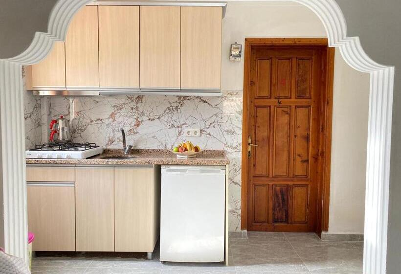 Апартаменты 1 Спальня, Sema