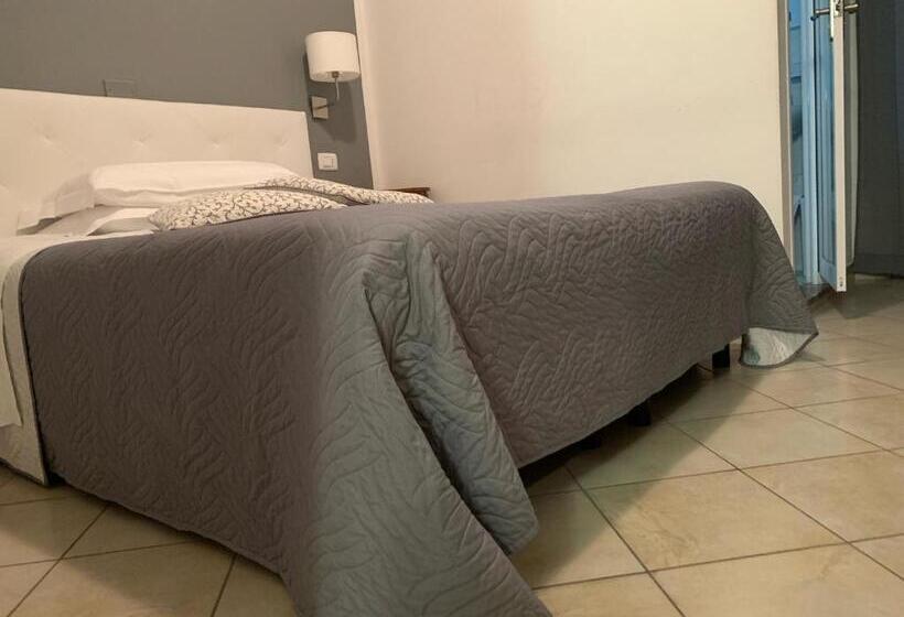 اتاق استاندارد, Spiaggia Marconi