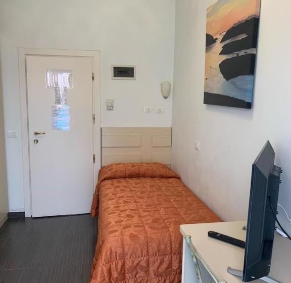 اتاق استاندارد یک نفره با چشم‌انداز دریا, Spiaggia Marconi