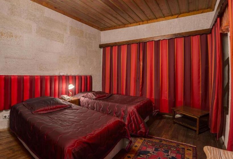 디럭스 룸, Temenni Evi