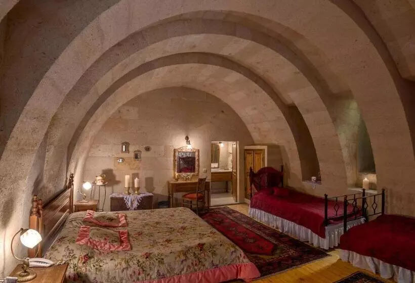 スイート, Temenni Evi