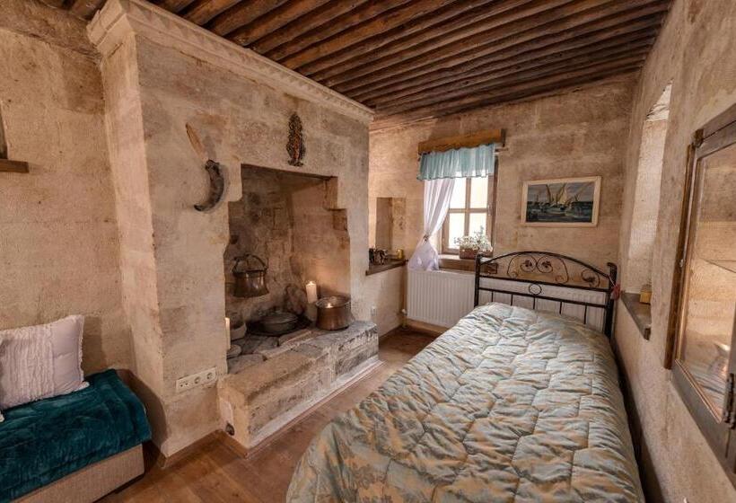 디럭스 룸, Temenni Evi