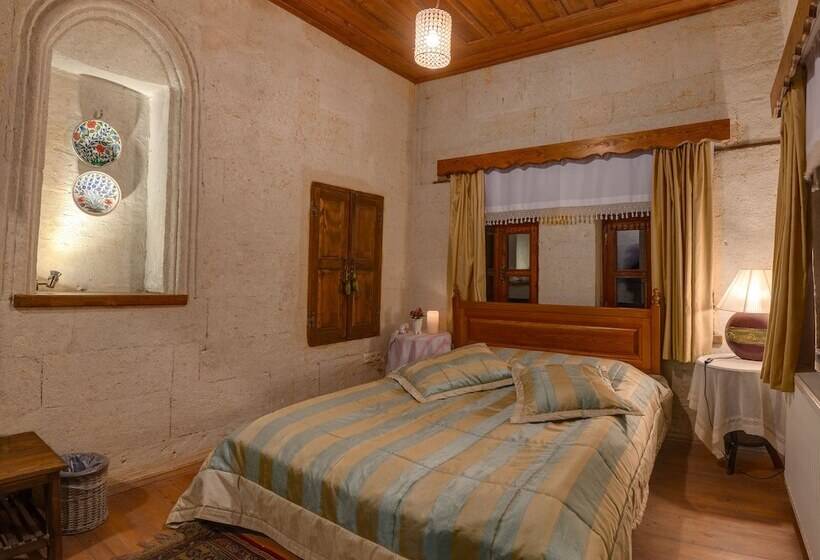 Номер Deluxe, Temenni Evi