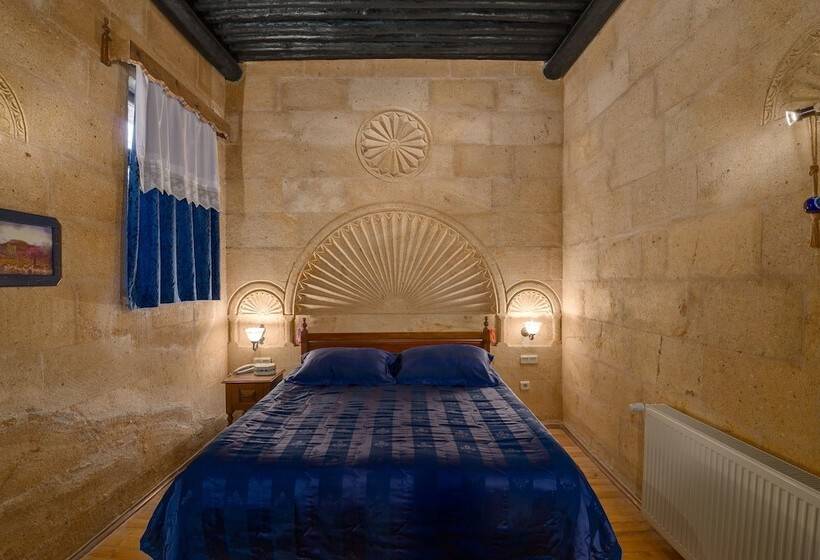 디럭스 룸, Temenni Evi